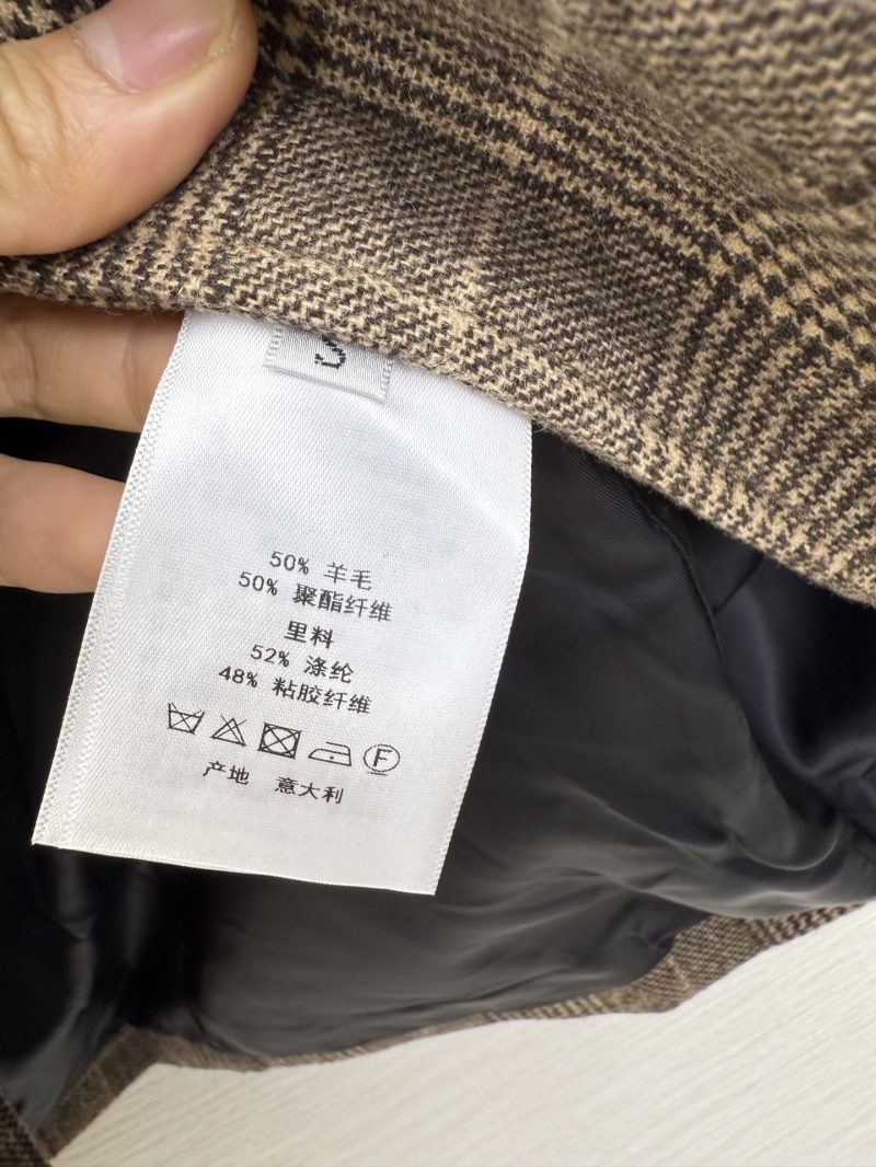 chr1st1an D10r outwear